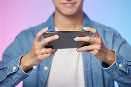 美术生别只盯着传统专业了！游戏艺术设计是隐藏的香饽饽