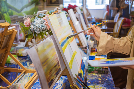 配色总显杂乱？美术生一定要会的色彩平衡术